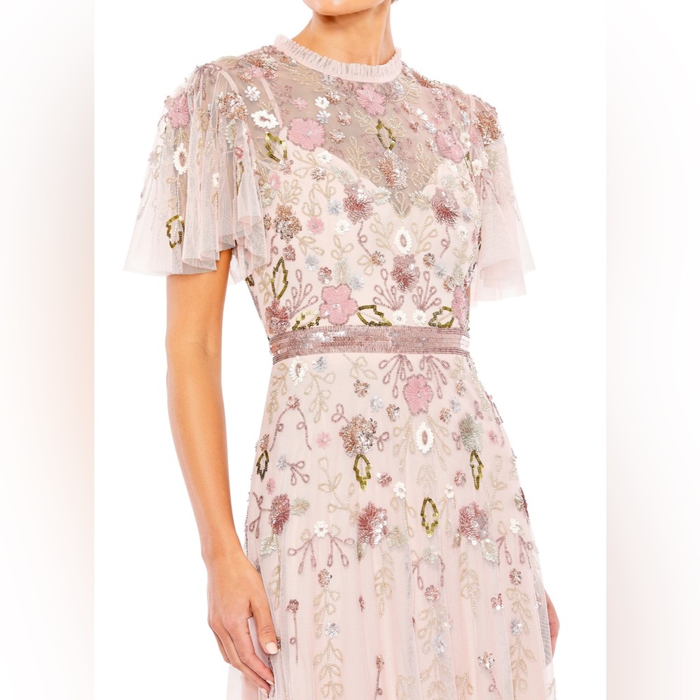 Embellished high neck butterfly sleeve gown - Picture 3 of 9